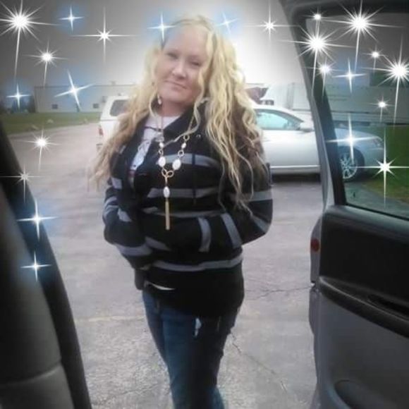 Meet your Posher, Amy - Picture 1 of 1